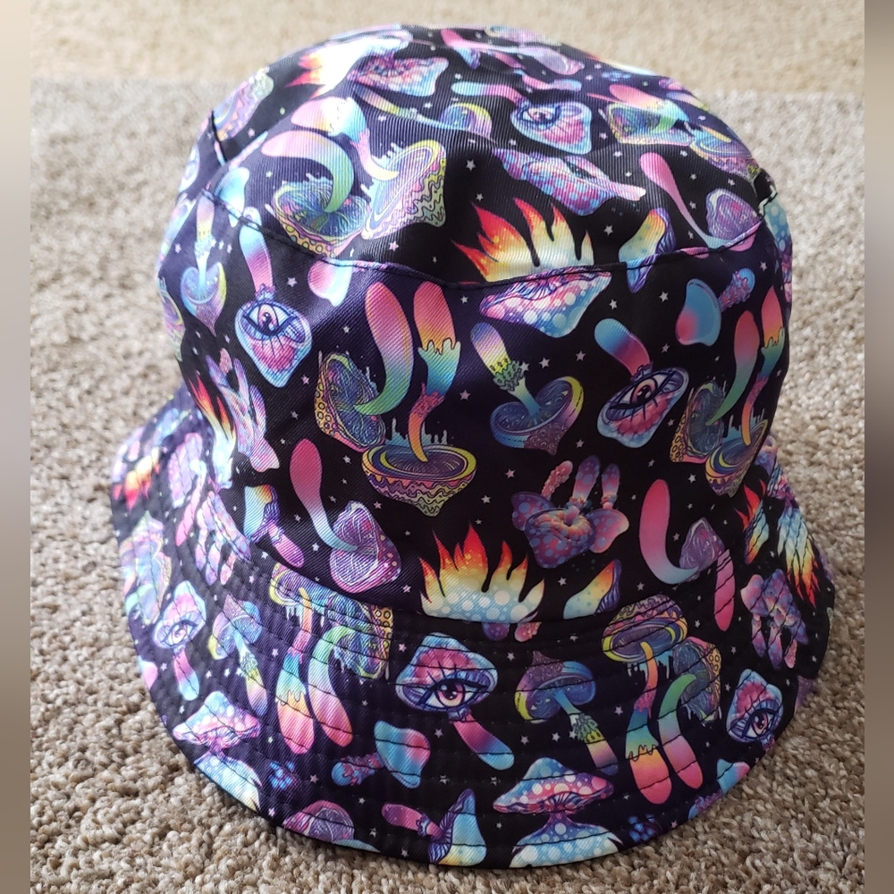 Women's bucket hat